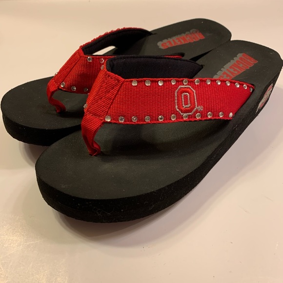 Ohio State Go Buckeyes bright red flip flops sz s - Picture 4 of 8